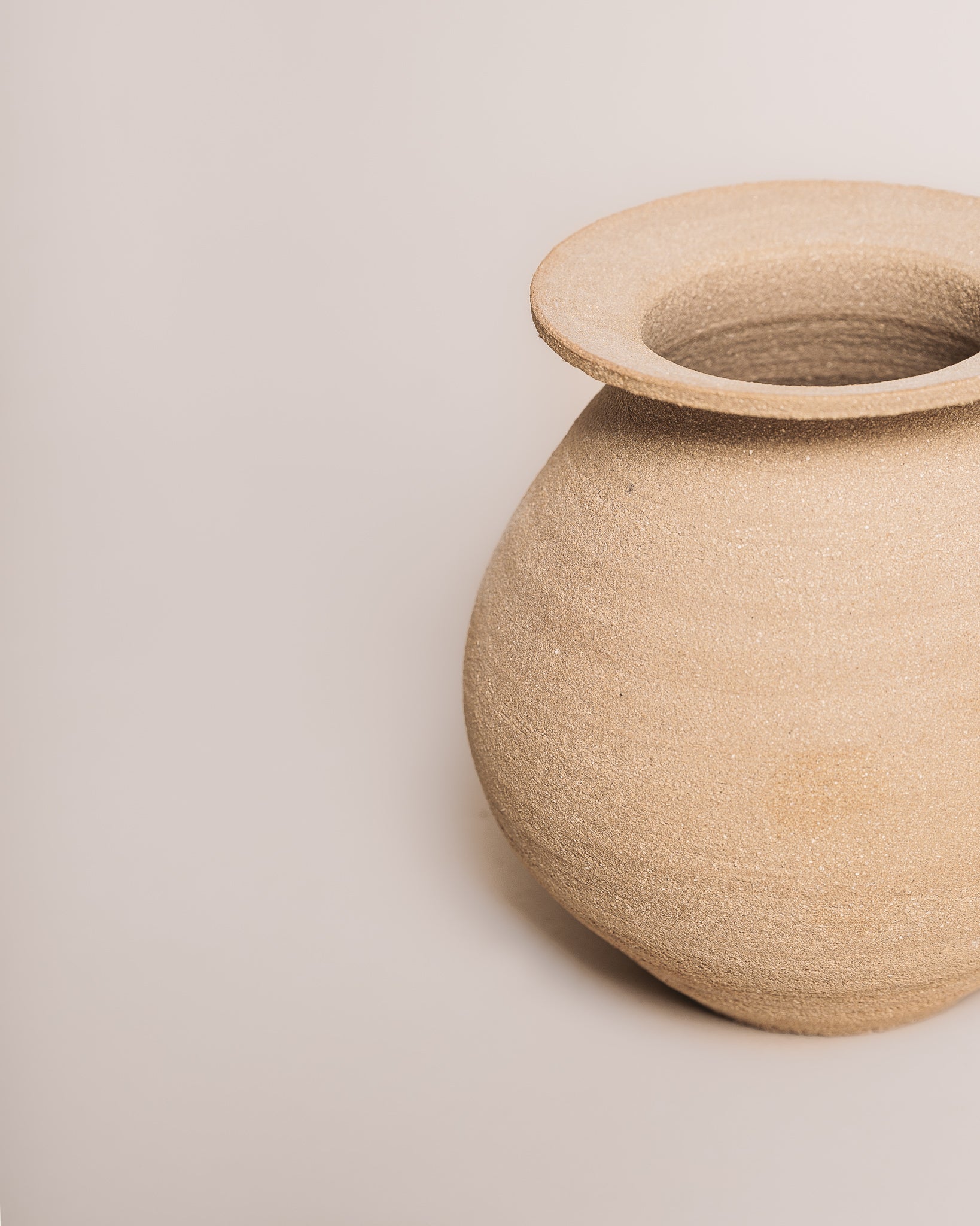 Satta | Vase 02, Brown Clay