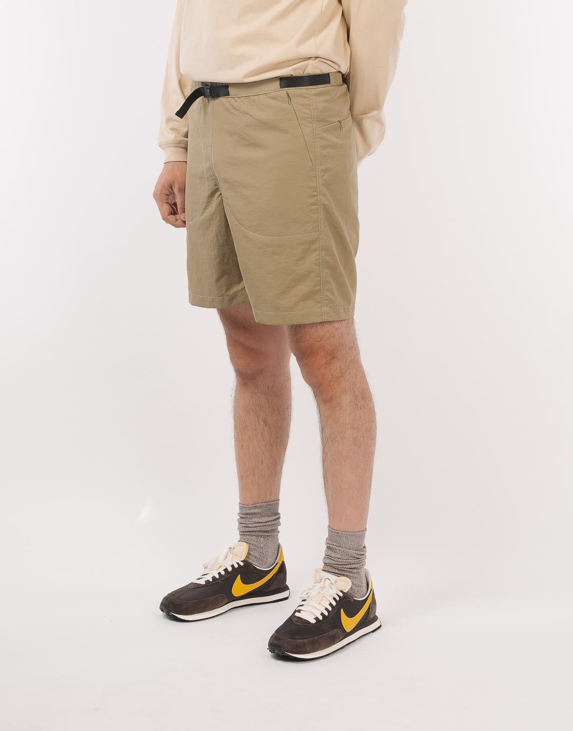 Rise Shell Shorts - Light Olive